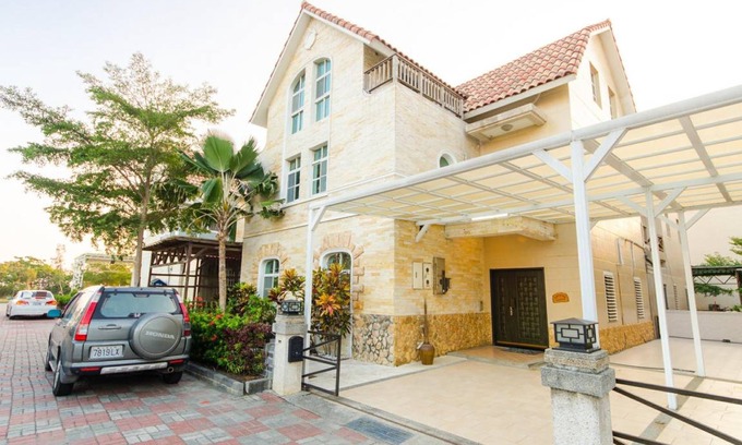 Annan District House | 262 m² House ∙ 3 bedrooms ∙ 12 guests