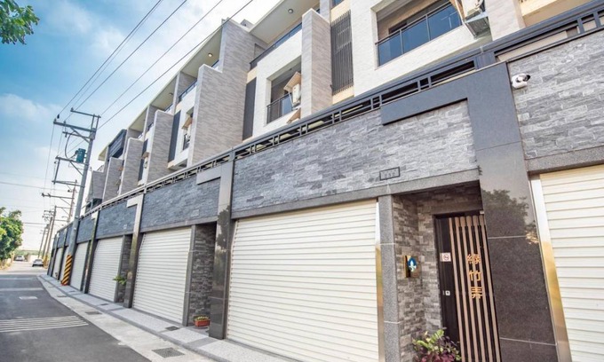 Guiren District Hotel | 30 m² Motel ∙ 8 guests