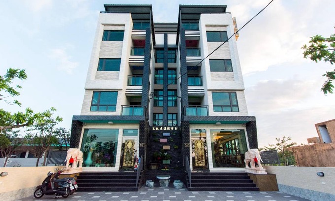 Hengchun Hotel | 310 m² Motel ∙ 10 bedrooms ∙ 26 guests