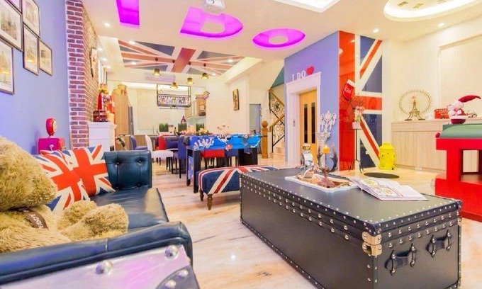 Wujie Hotel | 310 m² Motel ∙ 4 bedrooms ∙ 16 guests