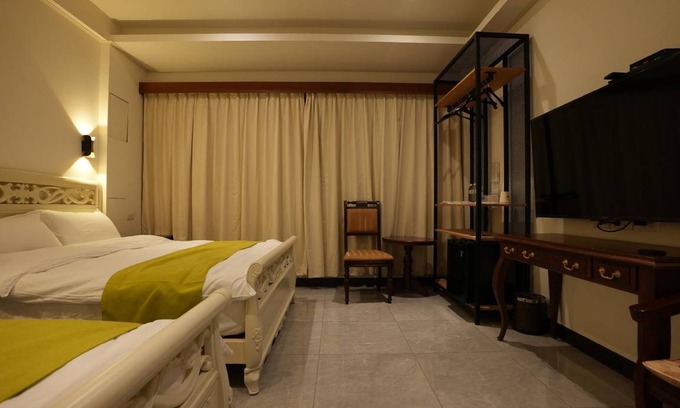 Daxi District Hotel | 42 m² Motel ∙ 13 guests