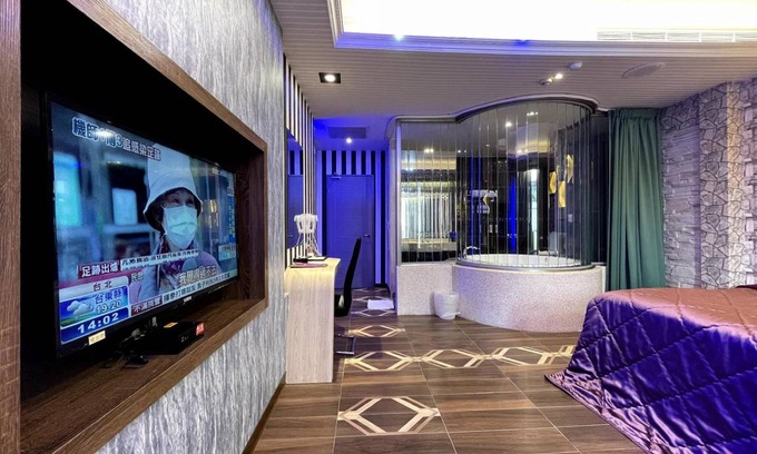 Rende District Hotel | 50 m² Motel ∙ 8 guests