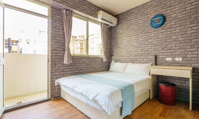Xitun District Apartment | 67 m² Apartment ∙ 3 bedrooms ∙ 8 guests