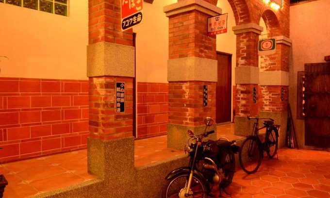 Fuxing Hotel | 68 m² Motel ∙ 9 guests