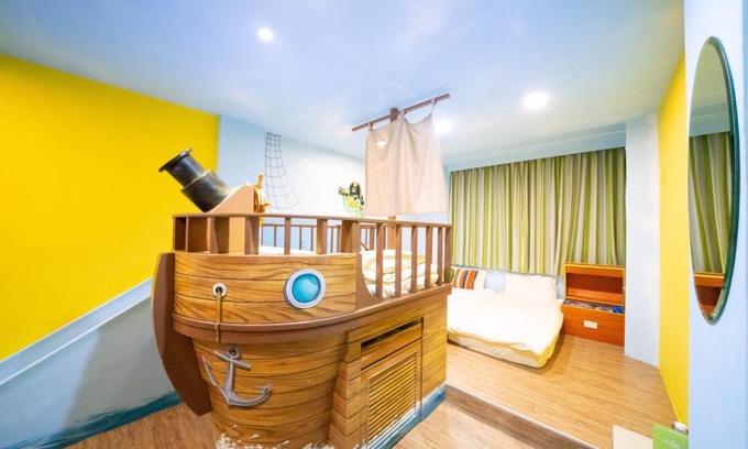 West Central District Bed & Breakfast | Fairytale House