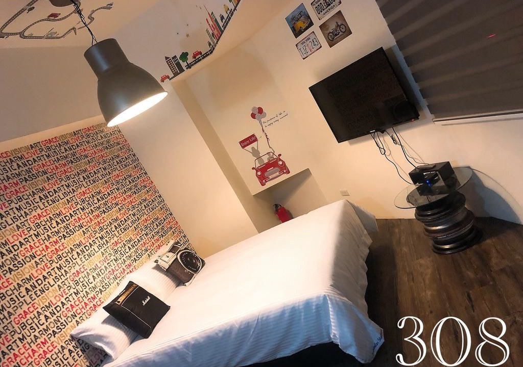 Zuoying District House | Traveler Station R15