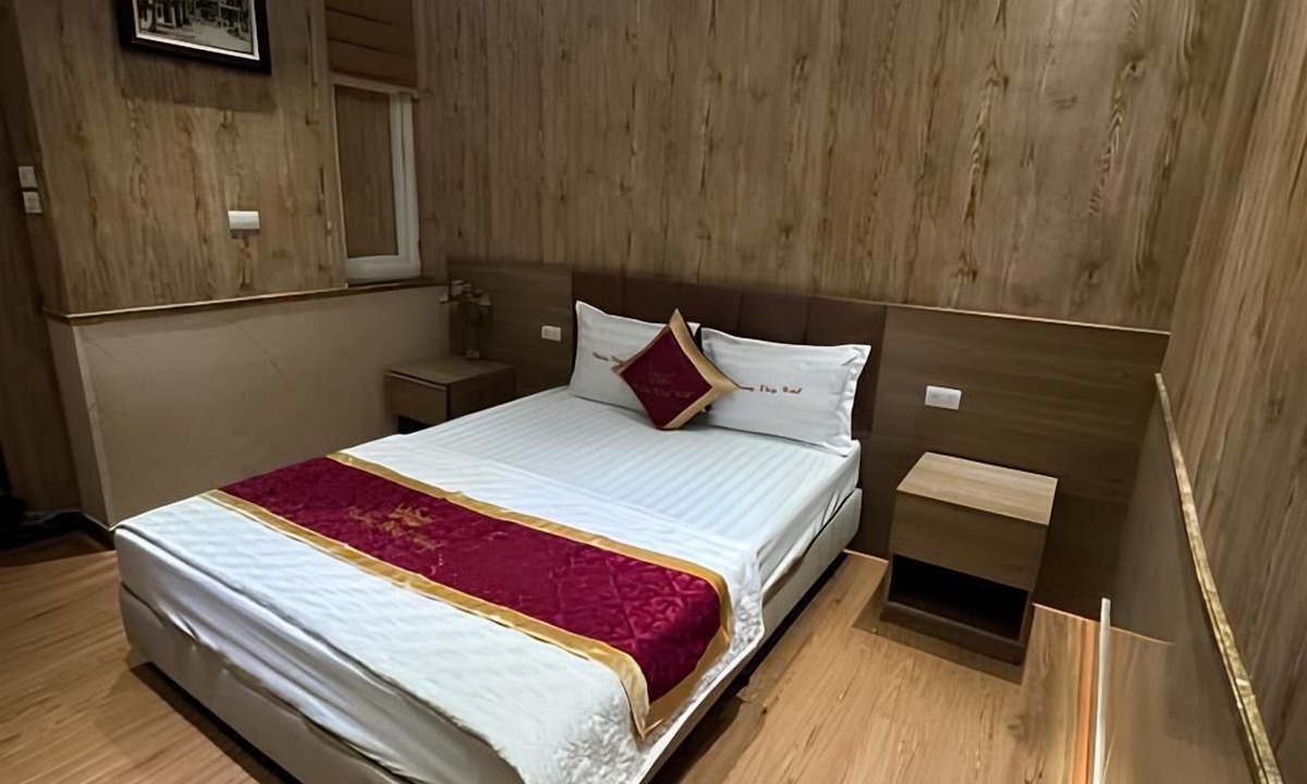 Hoang Mai Hostel | Phuong Dong Hostel 1 HN - by BAY LUXURY