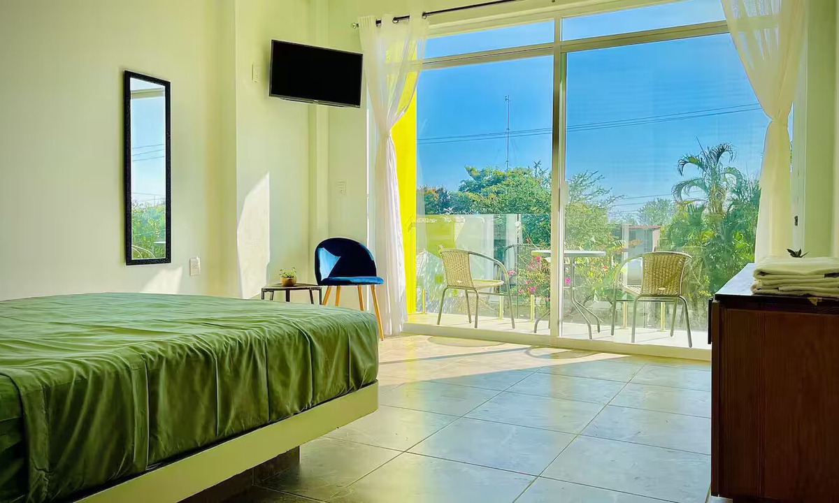 Rinconada Apartment | 204 Room with A/C and good location