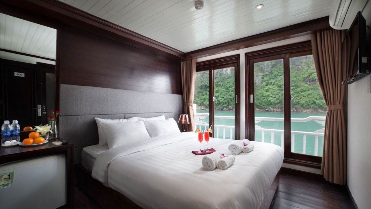 Photo of Bedroom in Ha Long