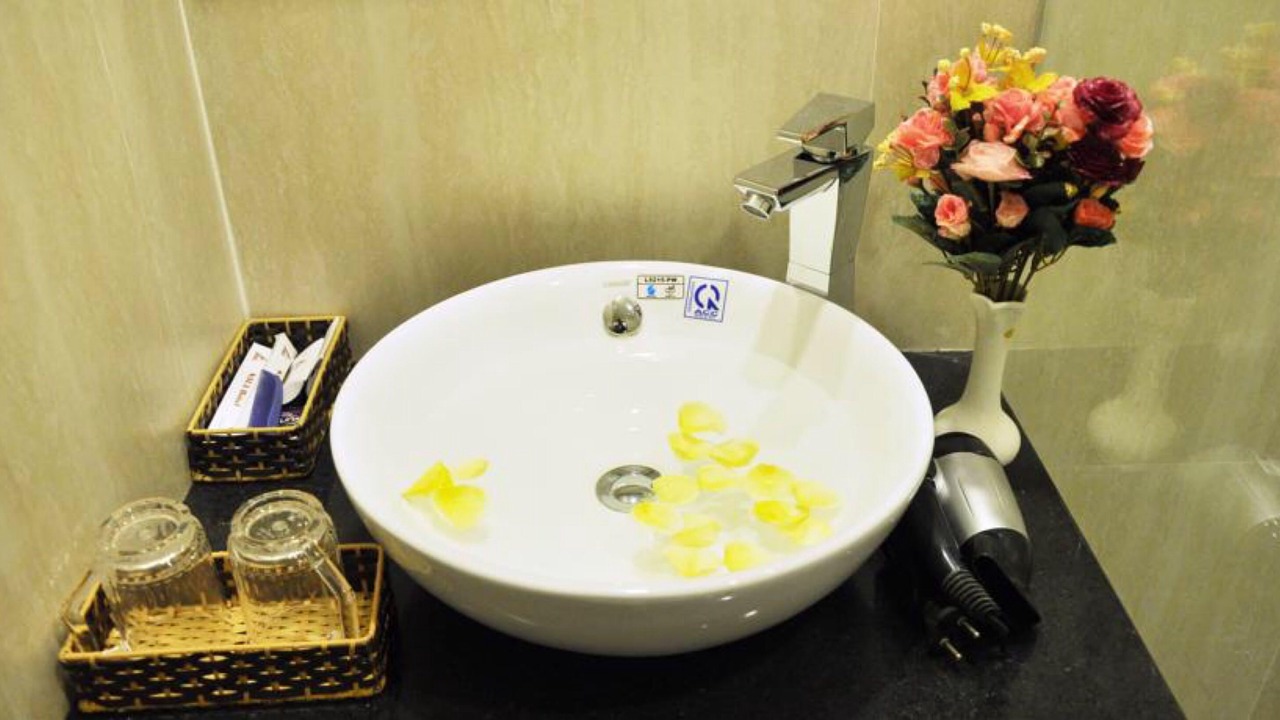 Photo of Bathroom in Cam Pho