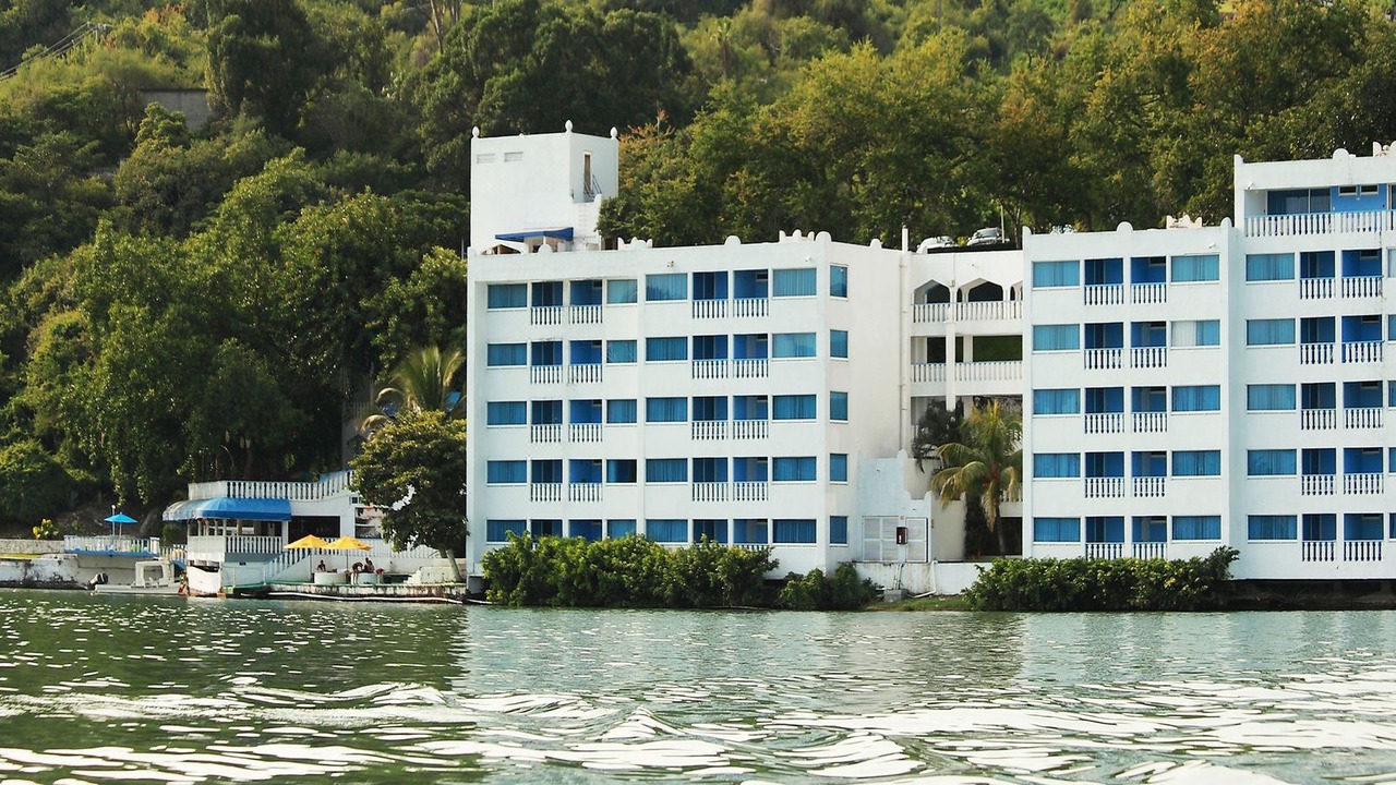 Photo of Buildings in Tequesquitengo