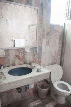 Photo of Bathroom in Costera Acapulco