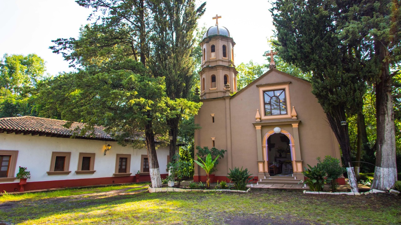 Photo of Buildings in Patzcuaro