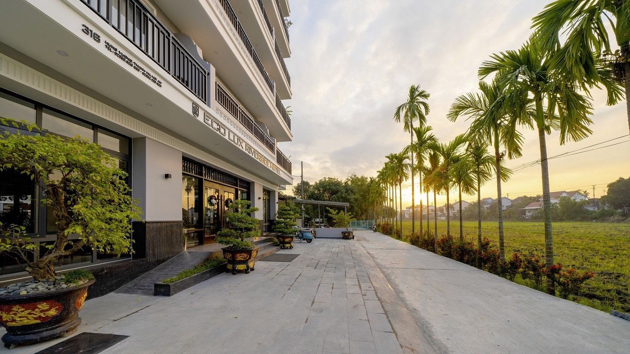 Photo of Buildings in Thanh Ha