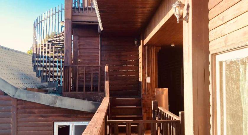 Photo of Patio Balcony in Ren'ai