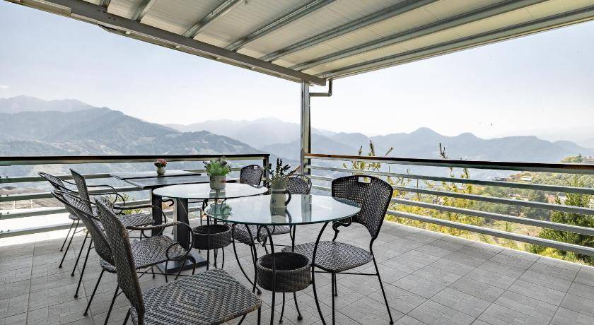 Photo of Patio Balcony in Ren'ai