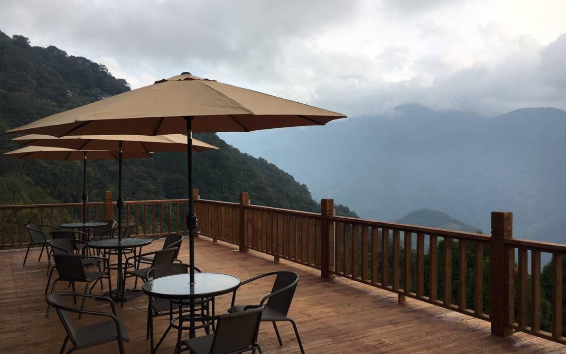 Photo of Patio Balcony in Ren'ai