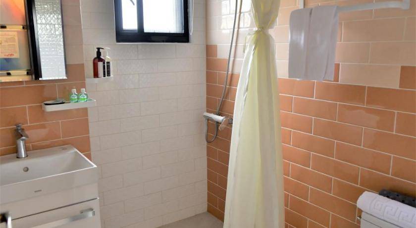 Photo of Bathroom in Old Town