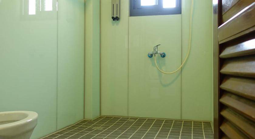 Photo of Bathroom in West District