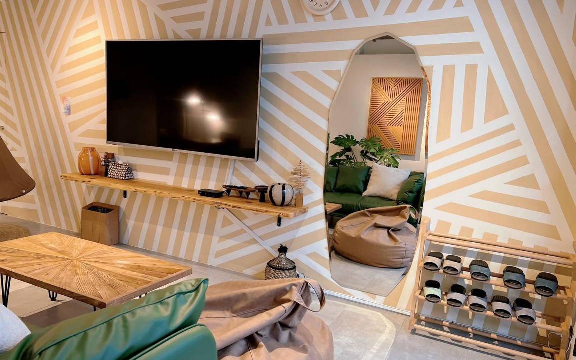 Photo of Livingroom in East District