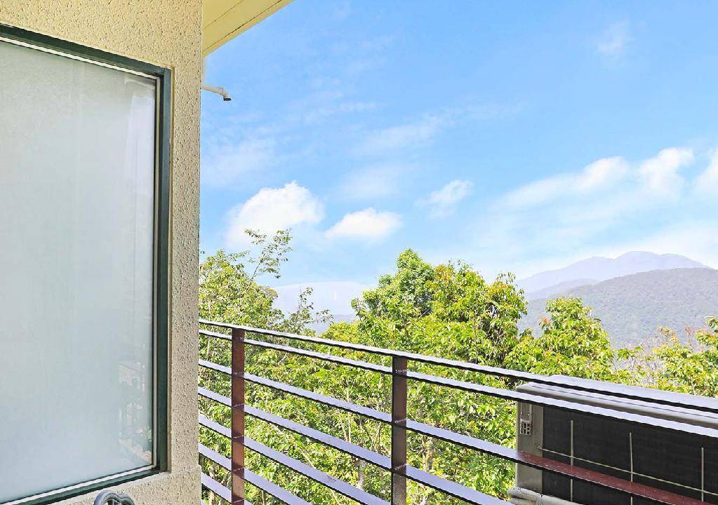 Photo of Patio Balcony in Ren'ai