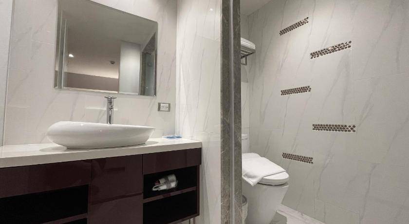 Photo of Bathroom in Xitun District