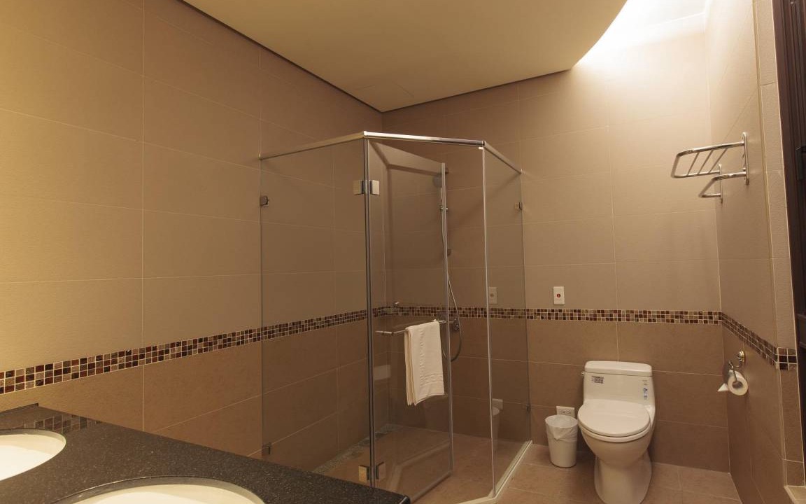 Photo of Bathroom in Jiji