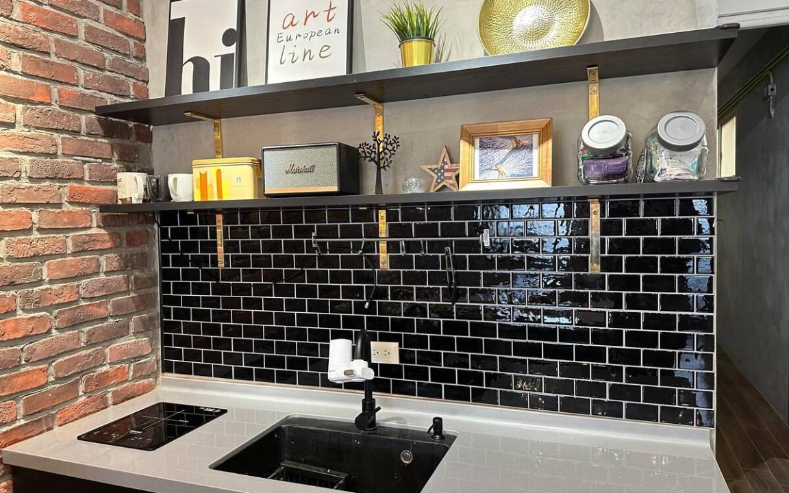 Photo of Kitchen in East District
