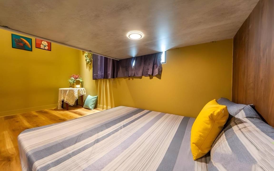 Photo of Bedroom in West Central District