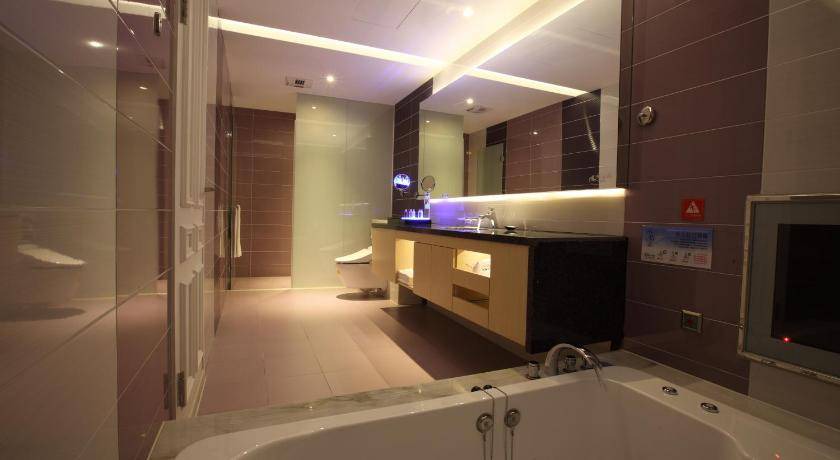 Photo of Bathroom in Xitun District