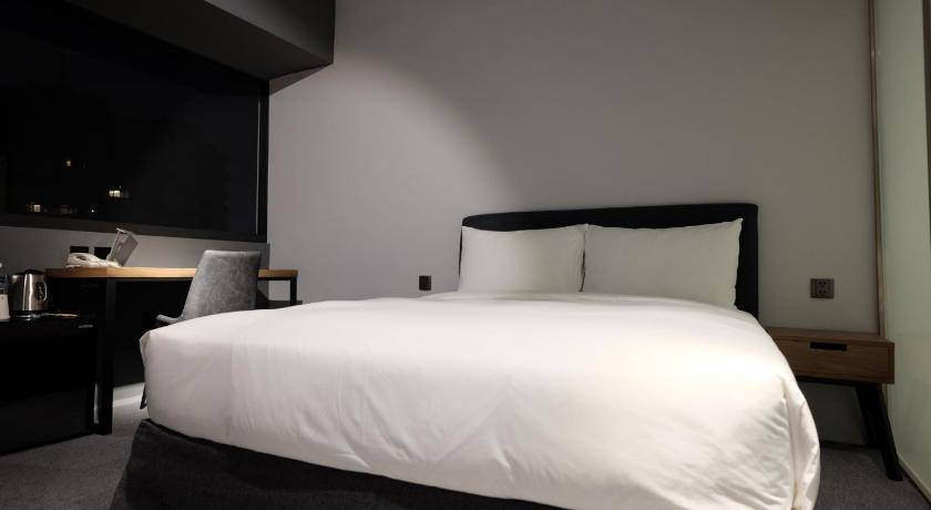 Photo of Bedroom in East District