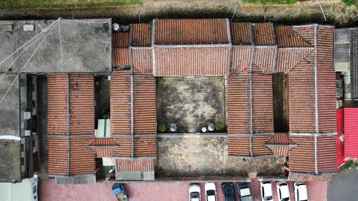 Photo of Buildings in Longtan District