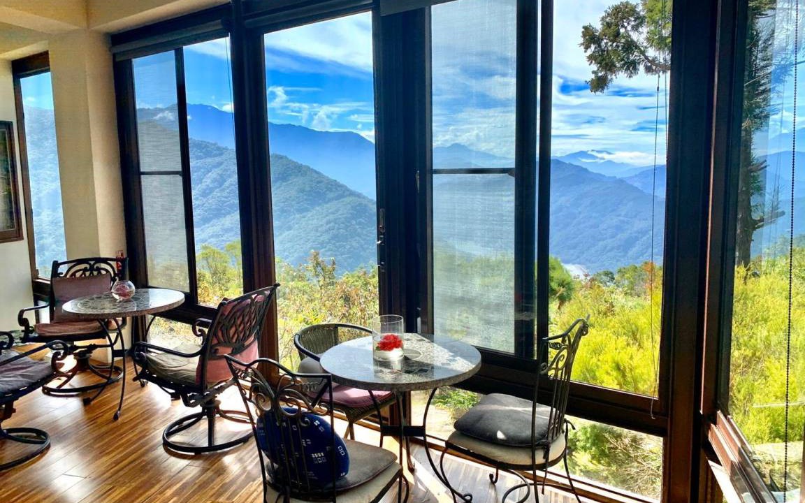 Photo of Patio Balcony in Ren'ai