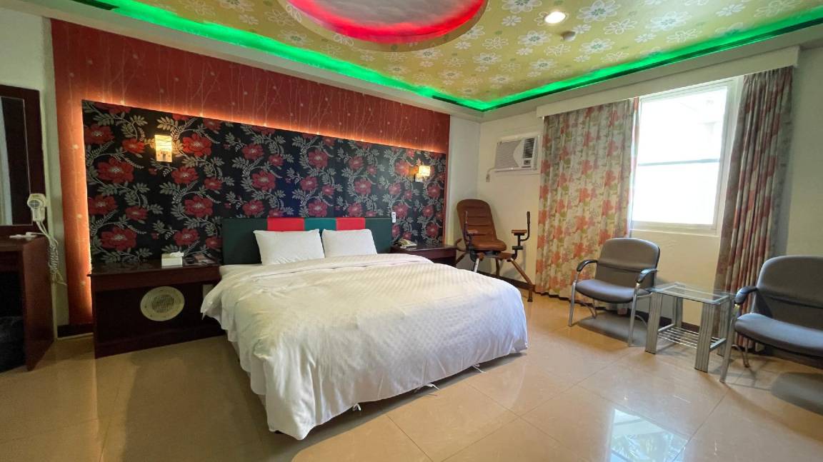 Photo of Bedroom in Jiji