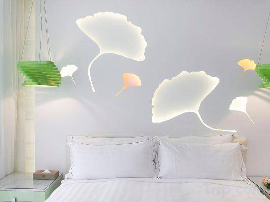Photo of Bedroom in East District