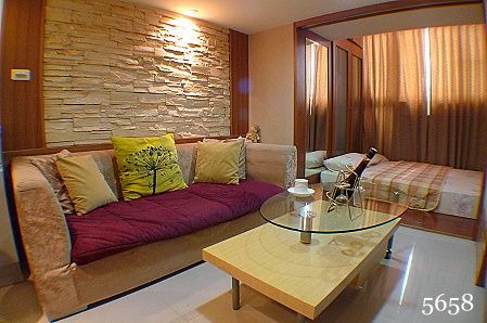 Photo of Livingroom in Sinsing District