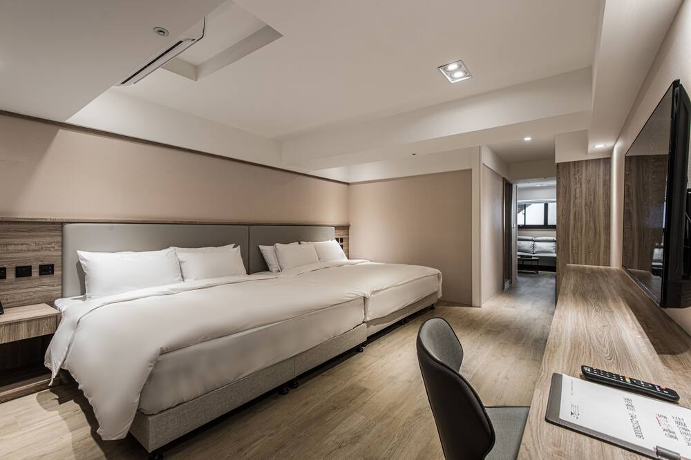 Photo of Bedroom in West District