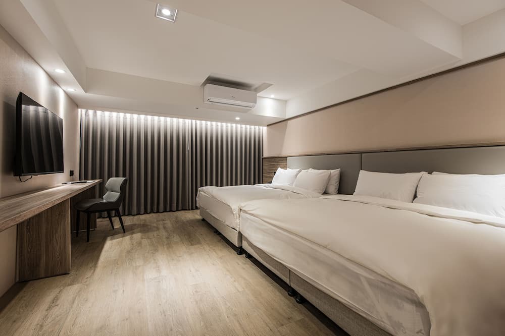 Photo of Bedroom in West District