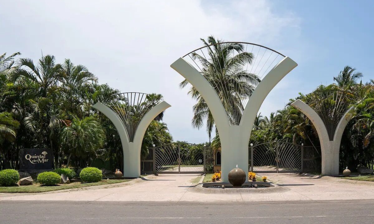 Photo of Outdoor in Flamingos