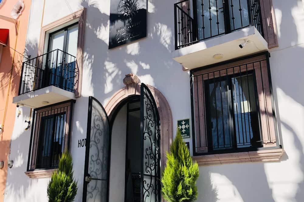 Photo of Outdoor in San Jose Iturbide