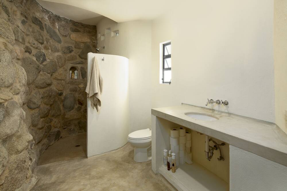 Photo of Bathroom in North End