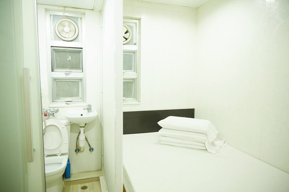 Photo of Bedroom in Mong Kok