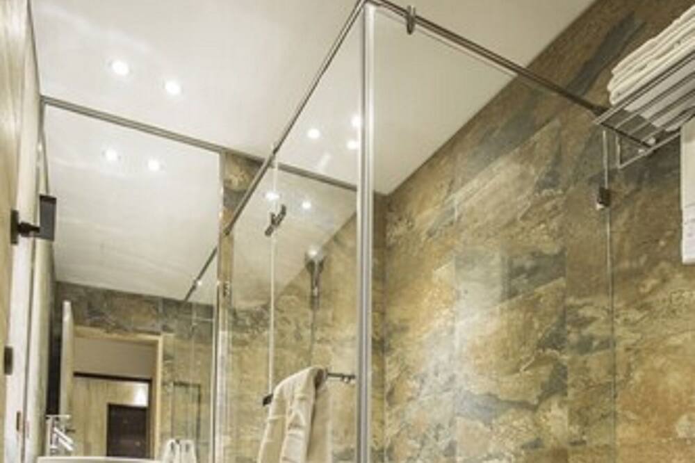 Photo of Bathroom in Cianjin District
