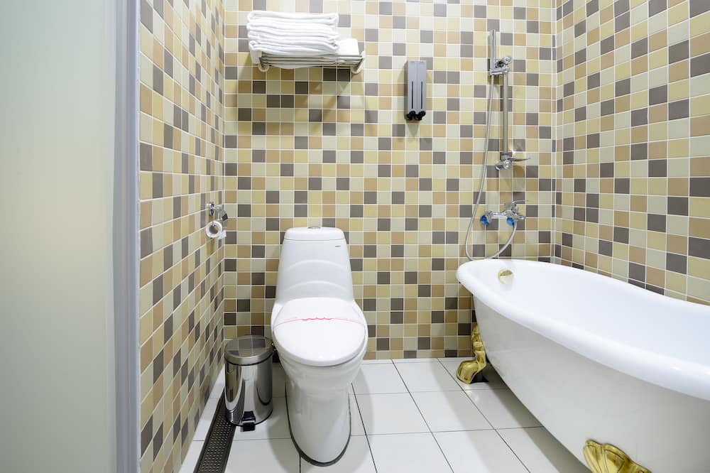 Photo of Bathroom in Fengshan District