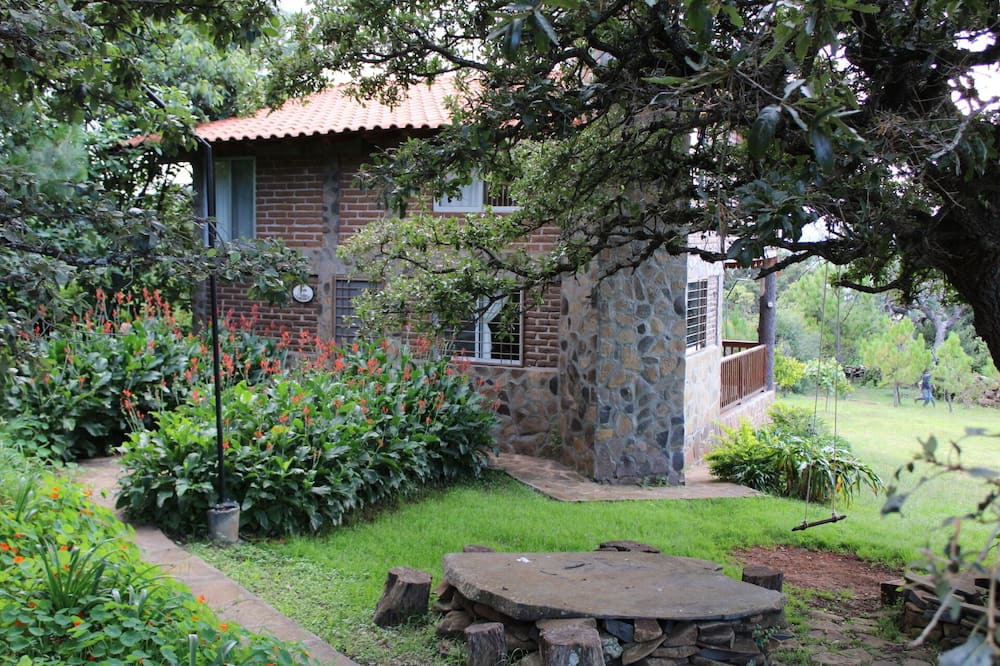 Photo of Livingroom in Marcos Castellanos