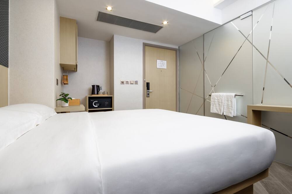 Photo of Bedroom in Mong Kok