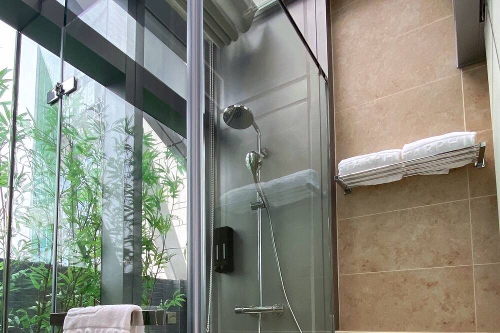 Photo of Bathroom in Mong Kok