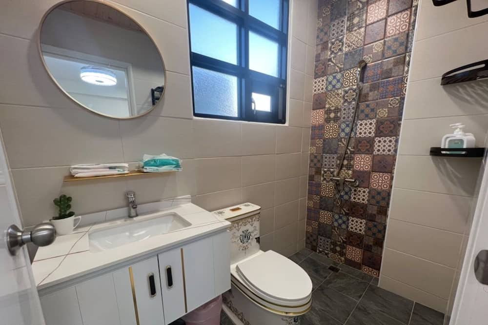 Photo of Bathroom in East District