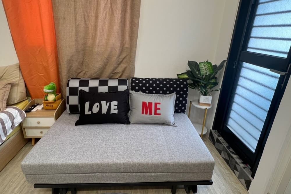 Photo of Bedroom in East District