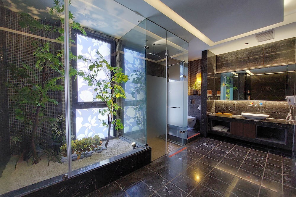 Photo of Bathroom in Toufen